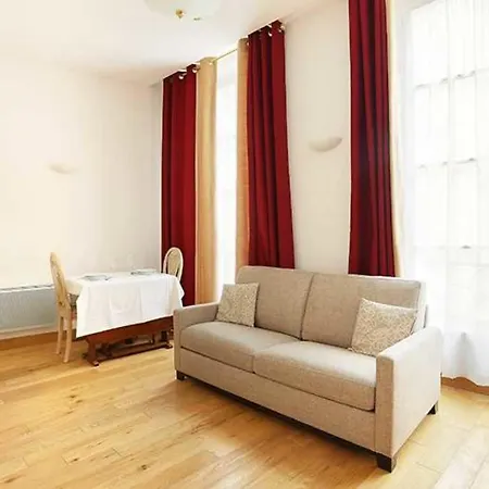 Marais Apartment