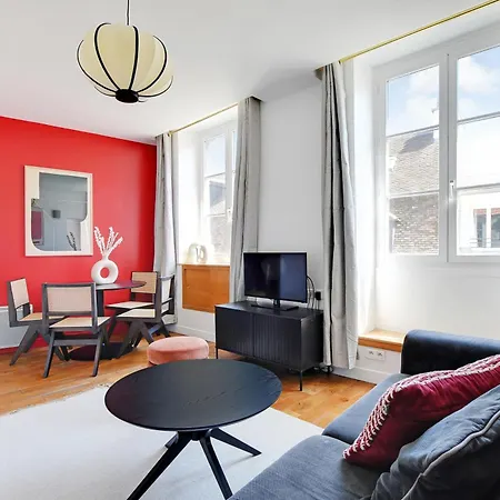 Apartment Marais *