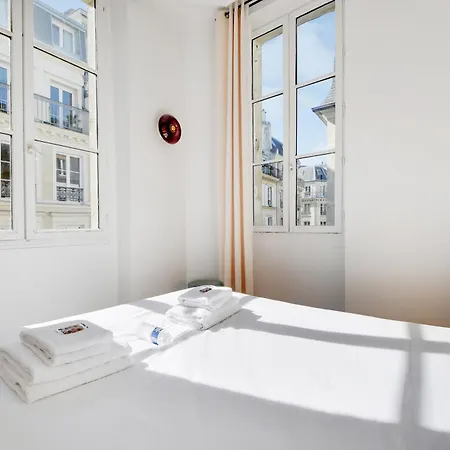 Apartment Marais *
